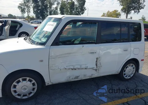 2006 Scion Xb from USA, damaged, VIN JTLKT324764111944